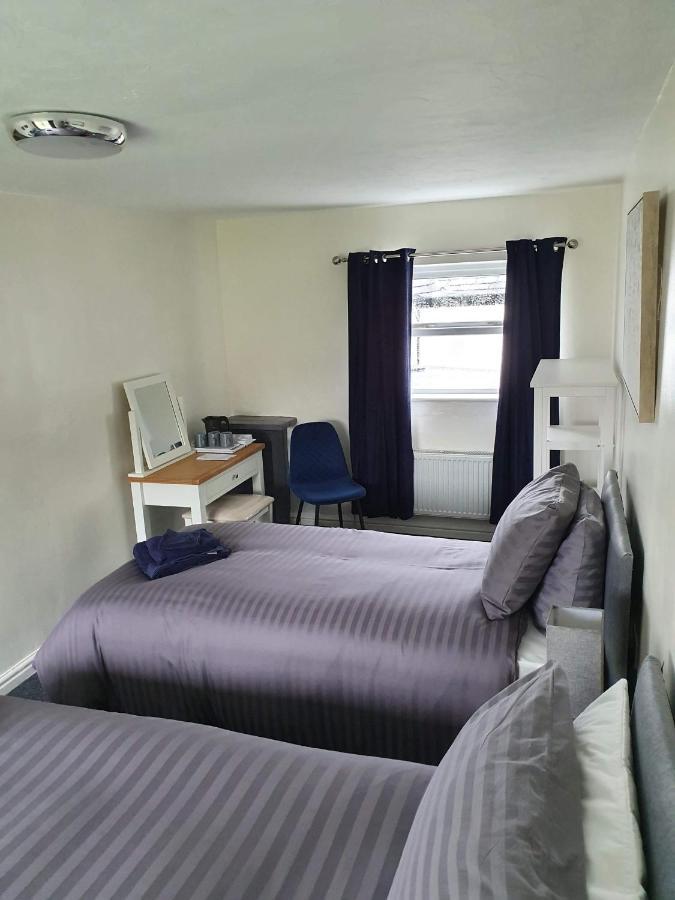 Red Lion Rooms - Self Check In Dalton-in-Furness Exterior foto