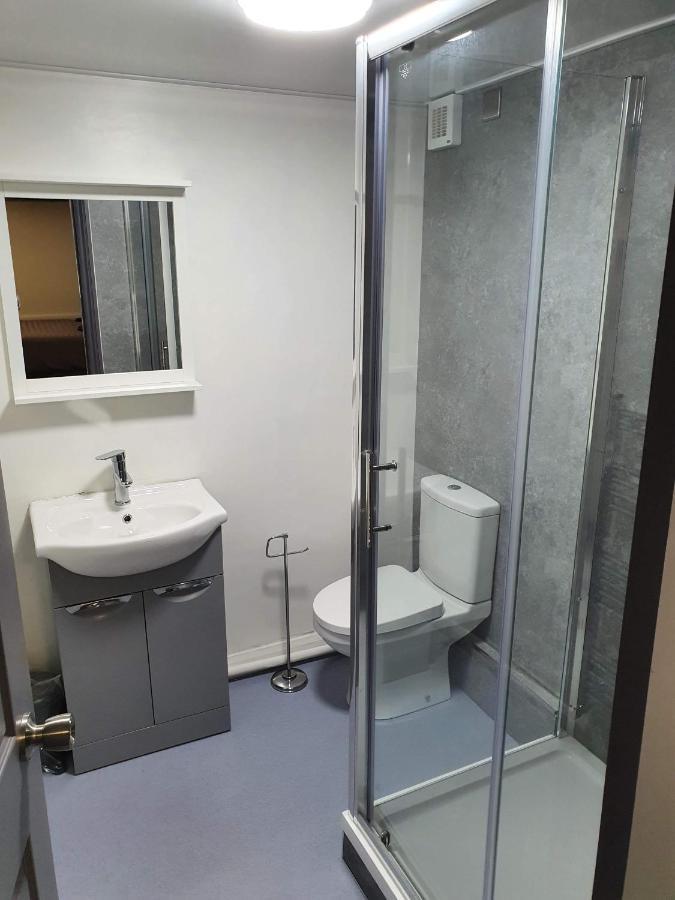 Red Lion Rooms - Self Check In Dalton-in-Furness Exterior foto